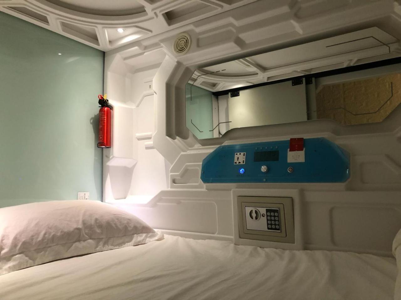 Oh My Pods Hostel สิงคโปร์ ภายนอก รูปภาพ