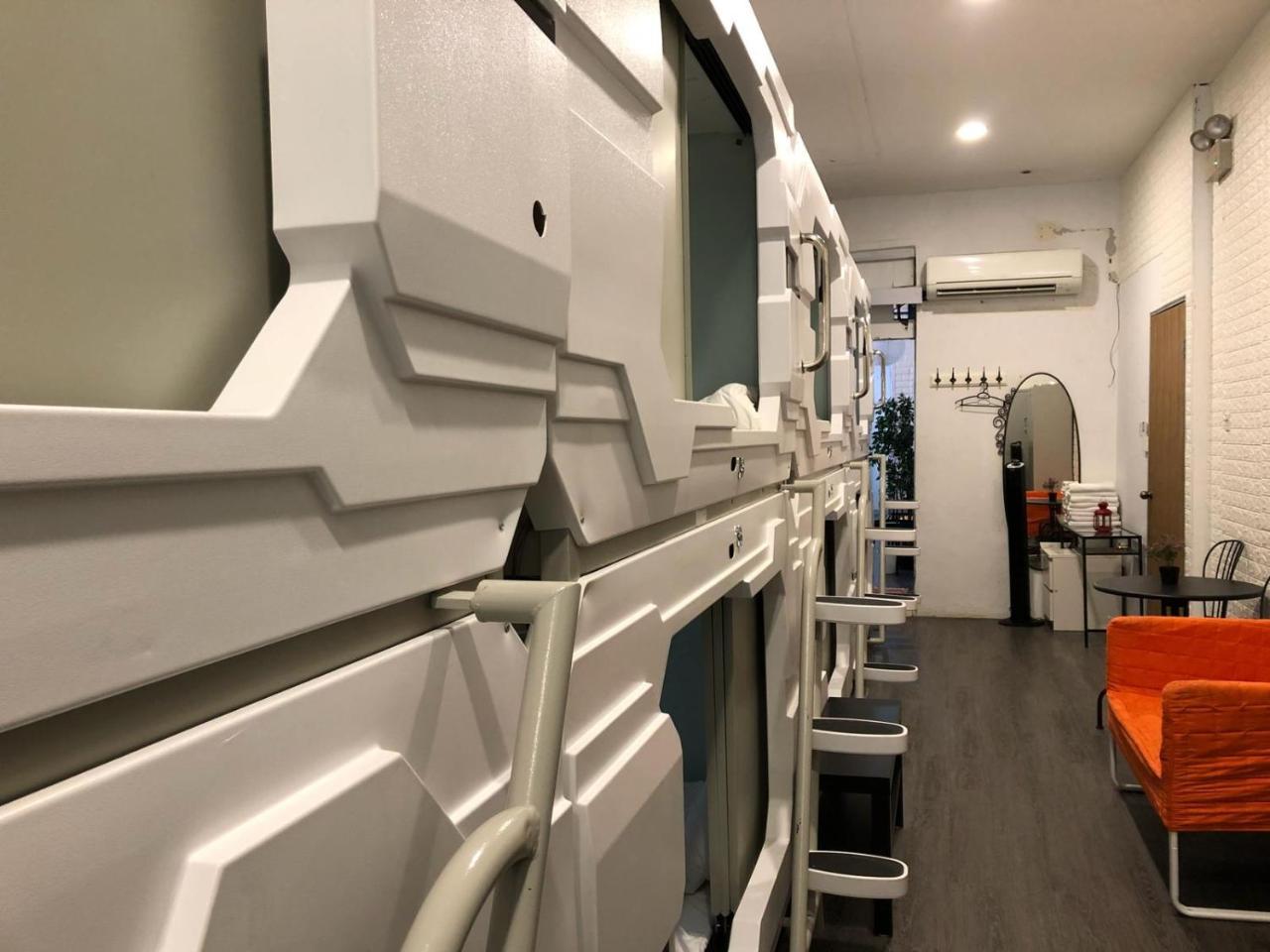 Oh My Pods Hostel สิงคโปร์ ภายนอก รูปภาพ